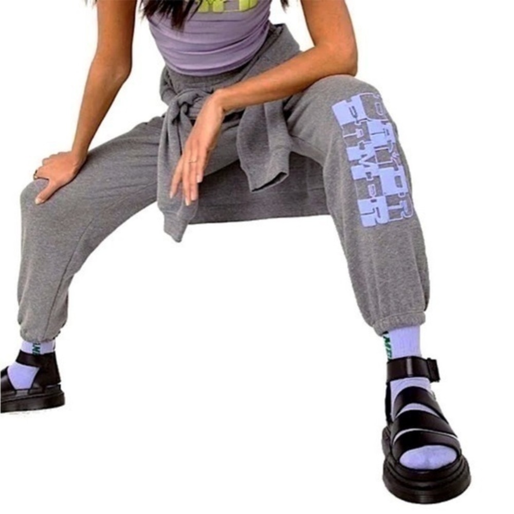 Daydreamer Daydreamer Checker Logo Boyfriend Sweatpant in Heather Gray XS NWT